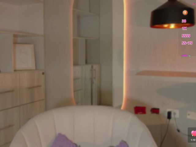 Adriana-gold live cam on BongaCams