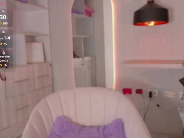 Adriana-gold live cam on BongaCams
