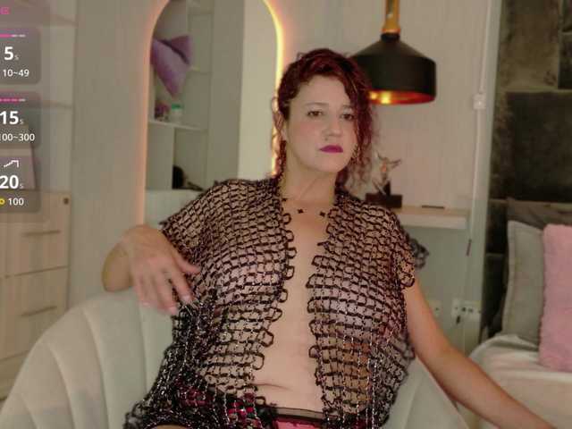 Adriana-gold