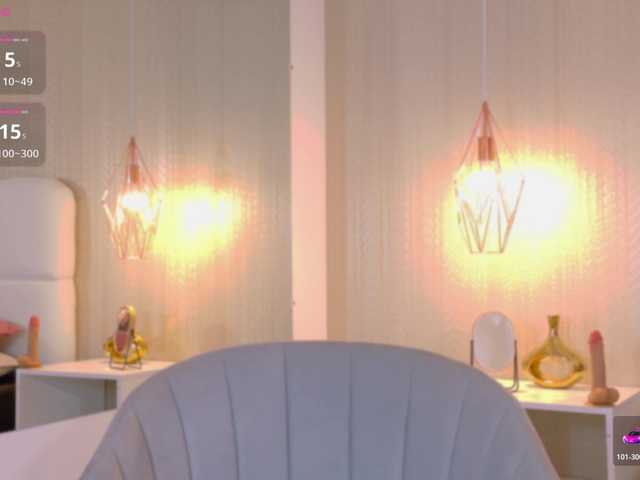 Adriana-gold live cam on BongaCams