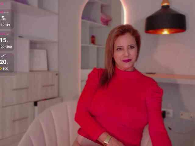 Adriana-gold webcam