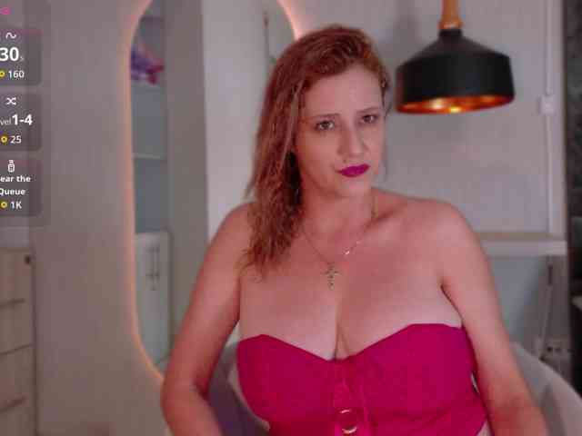 Adriana-gold webcam