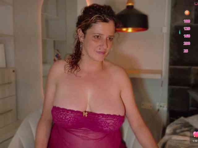 Adriana-gold