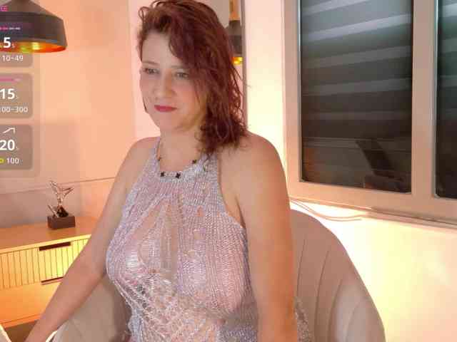 Adriana-gold