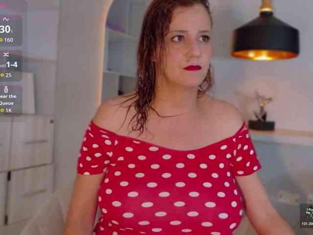 Adriana-gold webcam