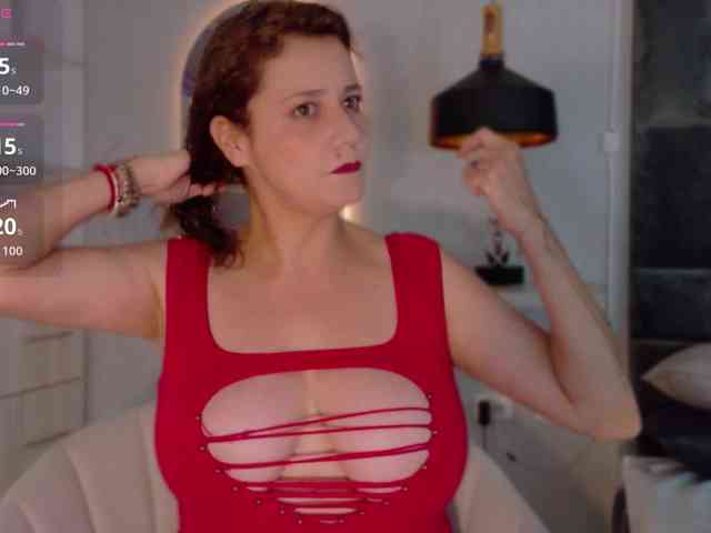 Adriana-gold webcam