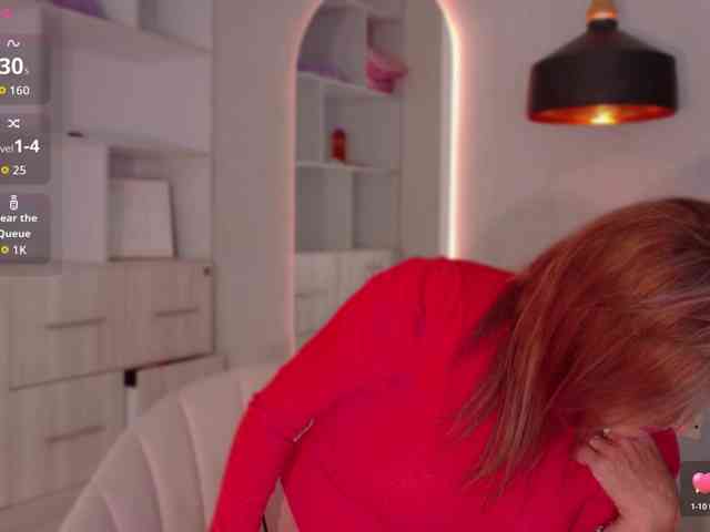 Adriana-gold webcam