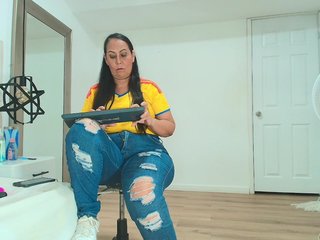 Sara-BigAss