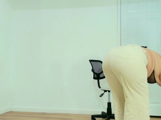 Sara-BigAss
