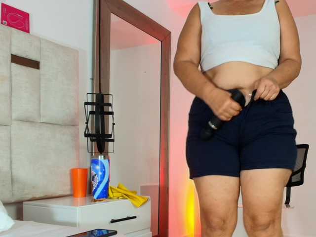 Sara-BigAss