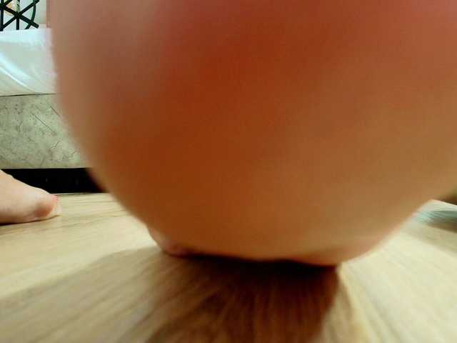 Sara-BigAss