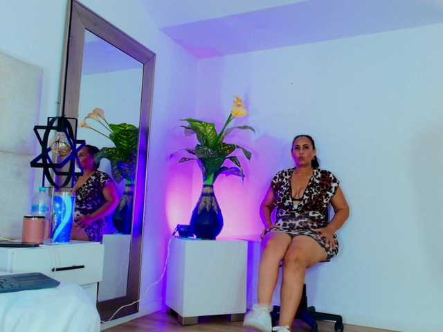 Sara-BigAss