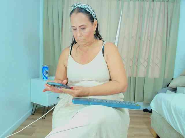 Sara-BigAss webcam