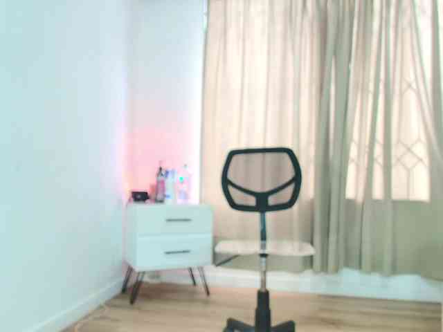 Sara-BigAss webcam