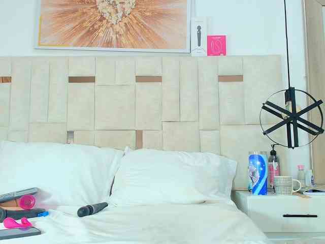 Sara-BigAss webcam