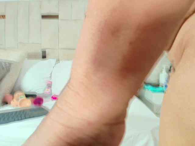 Sara-BigAss webcam