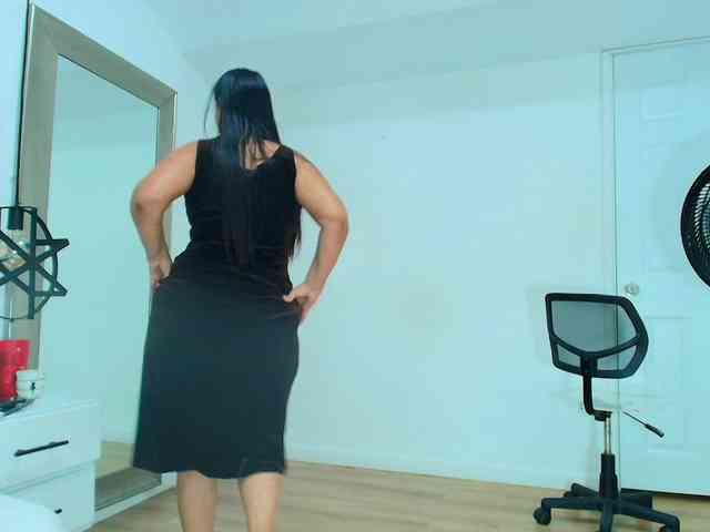 Sara-BigAss webcam