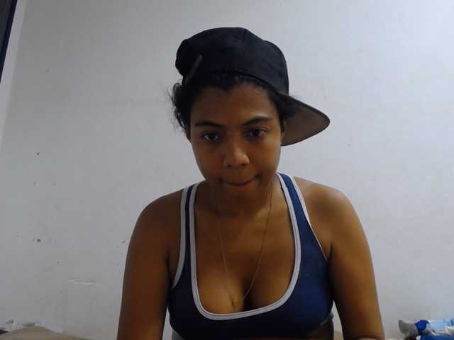 KATIUKA-32 live cam on BongaCams