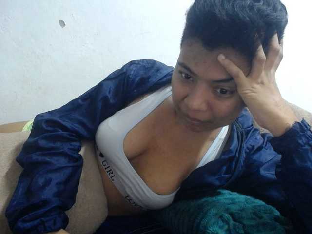 KATIUKA-32's BongaCams show and profile