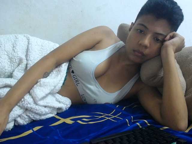 KATIUKA-32's BongaCams show and profile