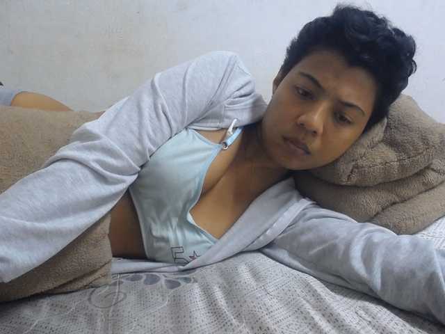 KATIUKA-32 live cam on BongaCams
