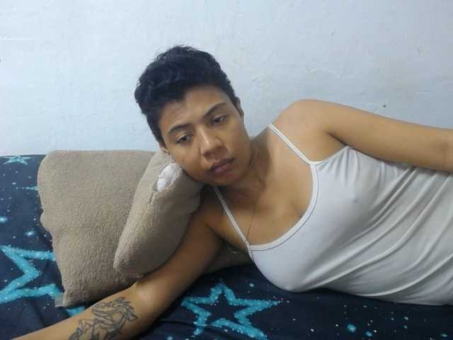KATIUKA-32 Live Cam on BongaCams