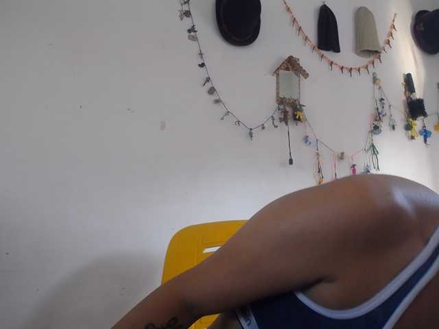 KATIUKA-32 live cam on BongaCams