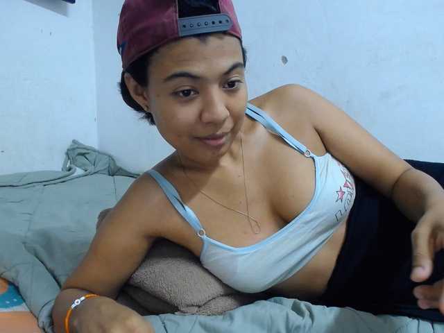 KATIUKA-32 live cam on BongaCams