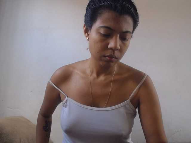 KATIUKA-32 live cam on BongaCams
