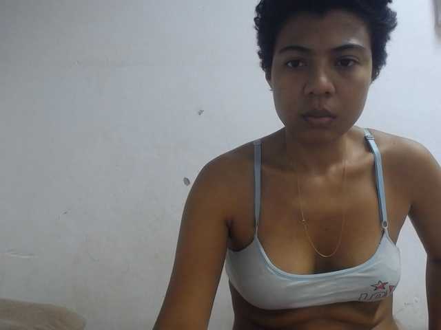 KATIUKA-32 live webcam show