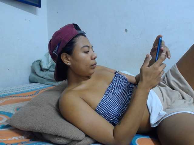 KATIUKA-32 live cam on BongaCams