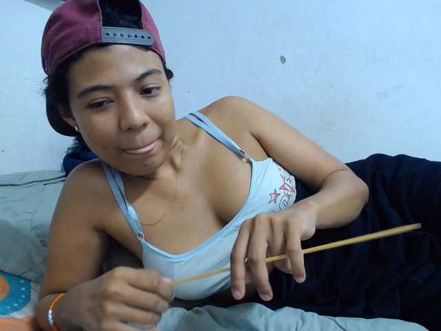 KATIUKA-32 live cam on BongaCams