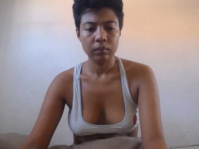 KATIUKA-32 live cam on BongaCams