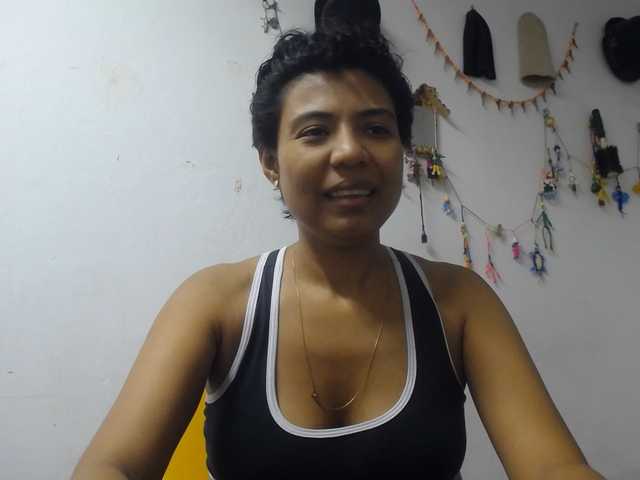 KATIUKA-32 live cam on BongaCams