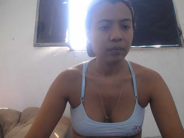 KATIUKA-32 live cam on BongaCams