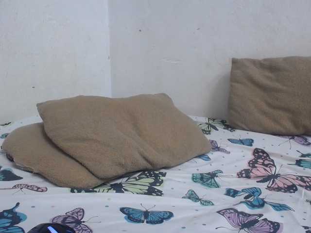 KATIUKA-32 live cam on BongaCams