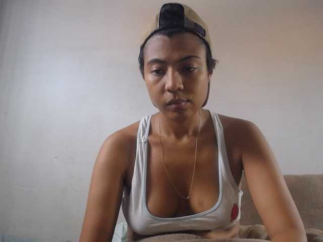 KATIUKA-32 live cam on BongaCams