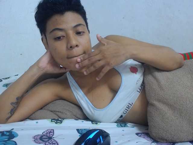 KATIUKA-32 live cam on BongaCams
