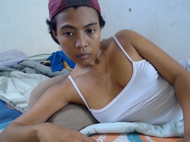 KATIUKA-32 live cam on BongaCams