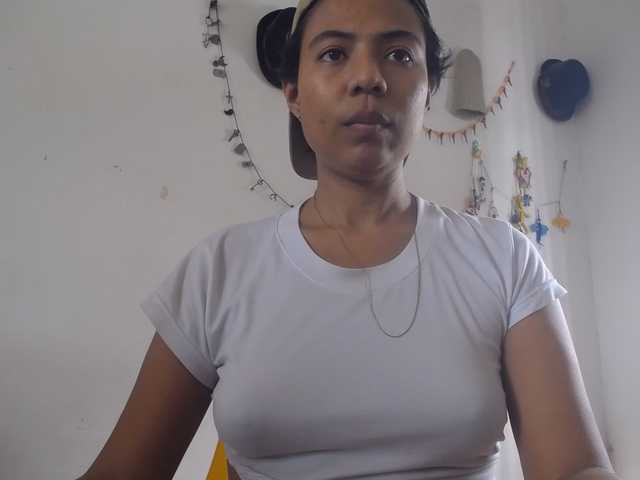 KATIUKA-32 live cam on BongaCams
