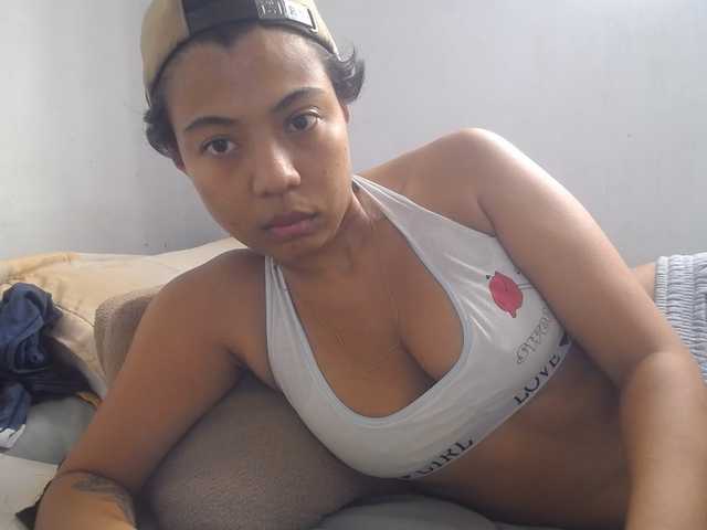 KATIUKA-32 live cam on BongaCams