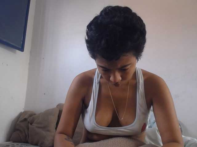KATIUKA-32 live cam on BongaCams
