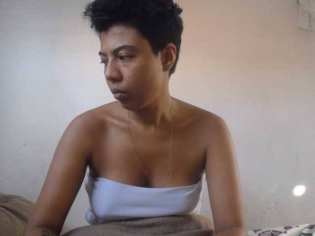 KATIUKA-32 live cam on BongaCams