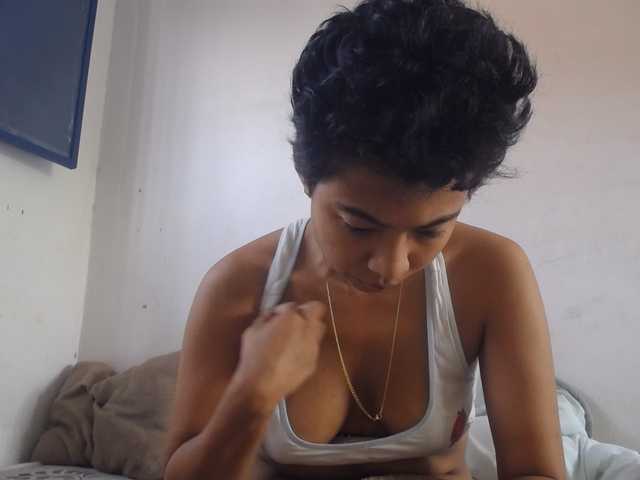 KATIUKA-32 live cam on BongaCams