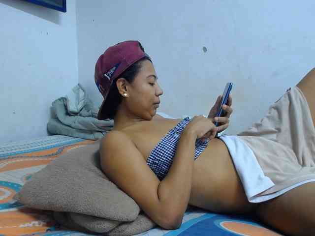 Katiuska_32 webcam