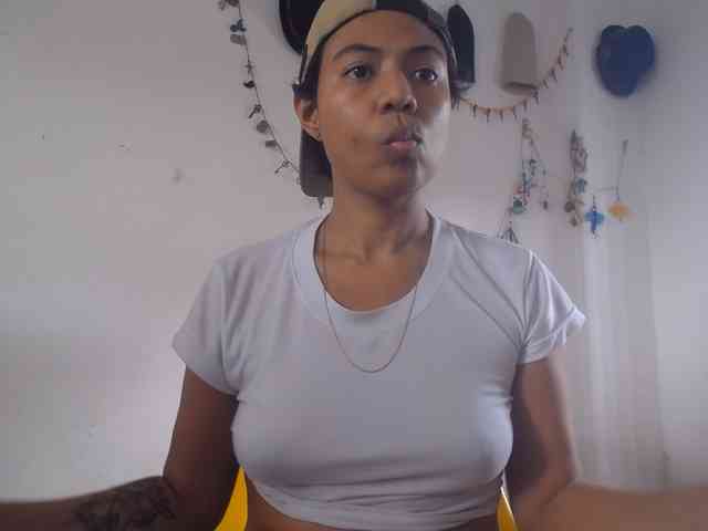 Katiuska_32 webcam
