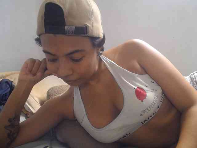 Katiuska_32 webcam