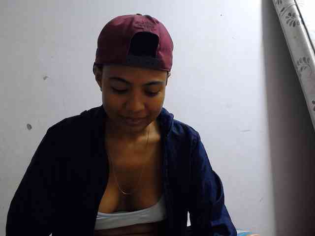 Katiuska_32 webcam