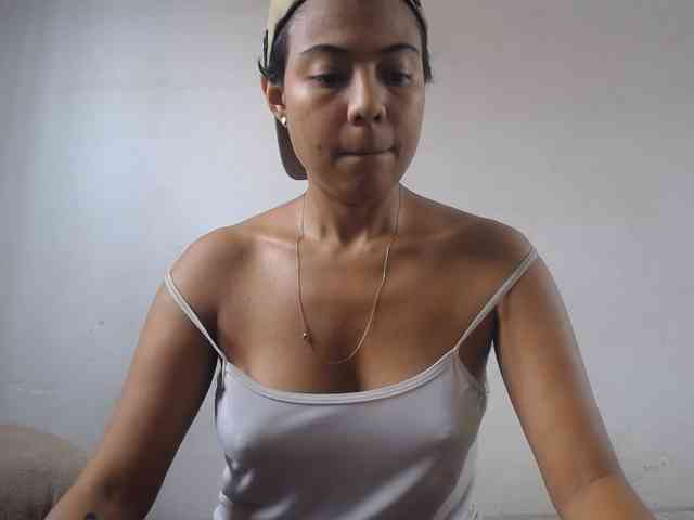 Katiuska_32 webcam