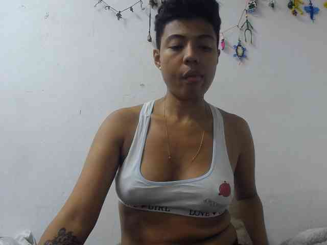Katiuska_32 webcam